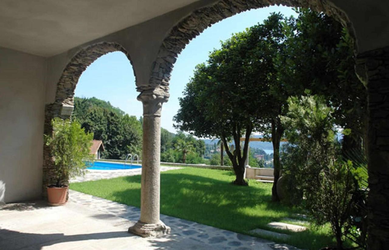 Domus Cusiana Complesso Vista Lago E Piscina Miasino المظهر الخارجي الصورة