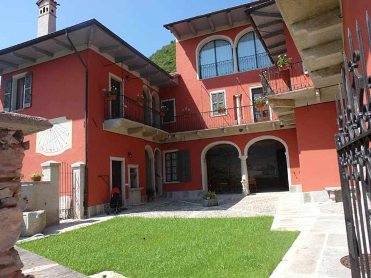 Domus Cusiana Complesso Vista Lago E Piscina Miasino المظهر الخارجي الصورة