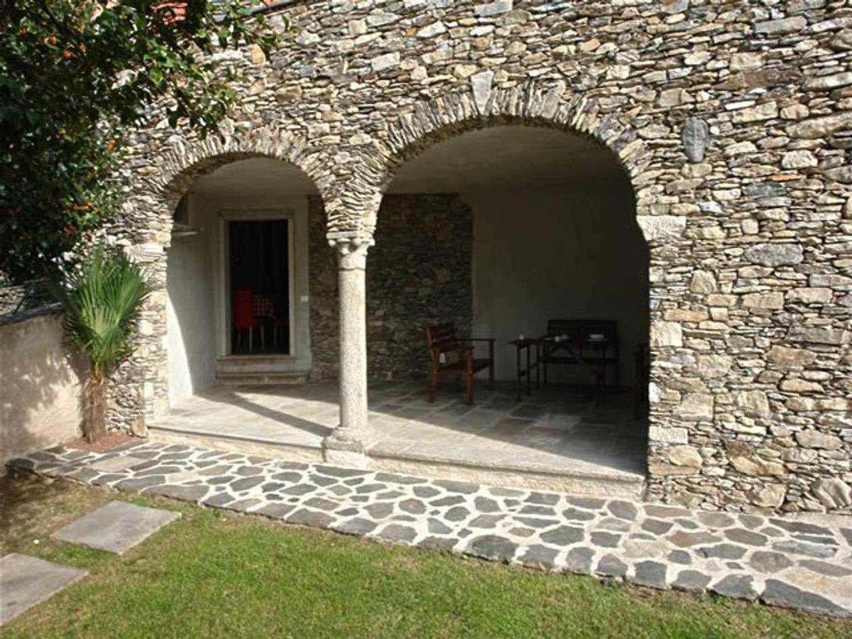 Domus Cusiana Complesso Vista Lago E Piscina Miasino المظهر الخارجي الصورة