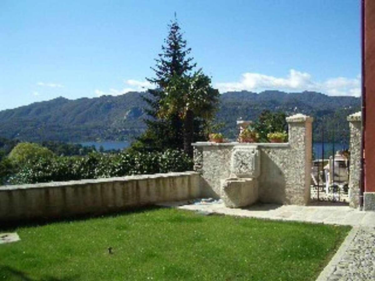 Domus Cusiana Complesso Vista Lago E Piscina Miasino المظهر الخارجي الصورة